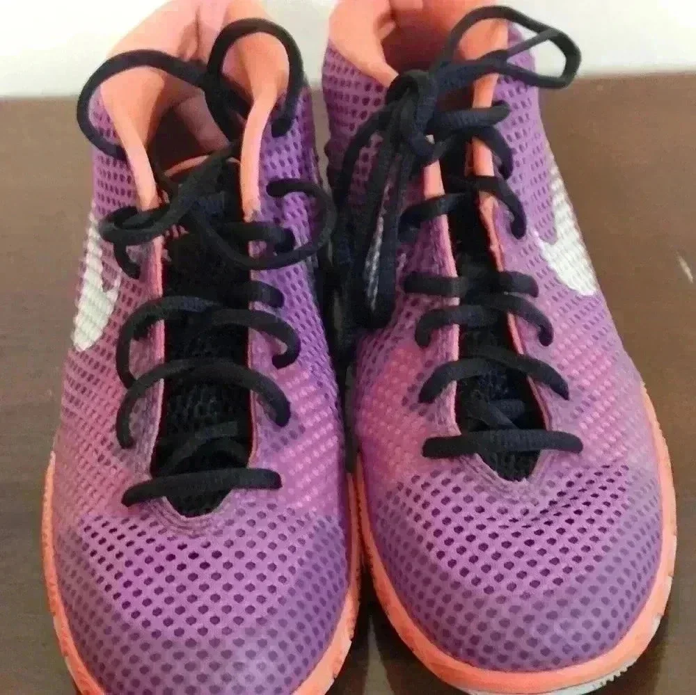 Nike Kyrie 1 easyer purple and orange Size 5Y EUC